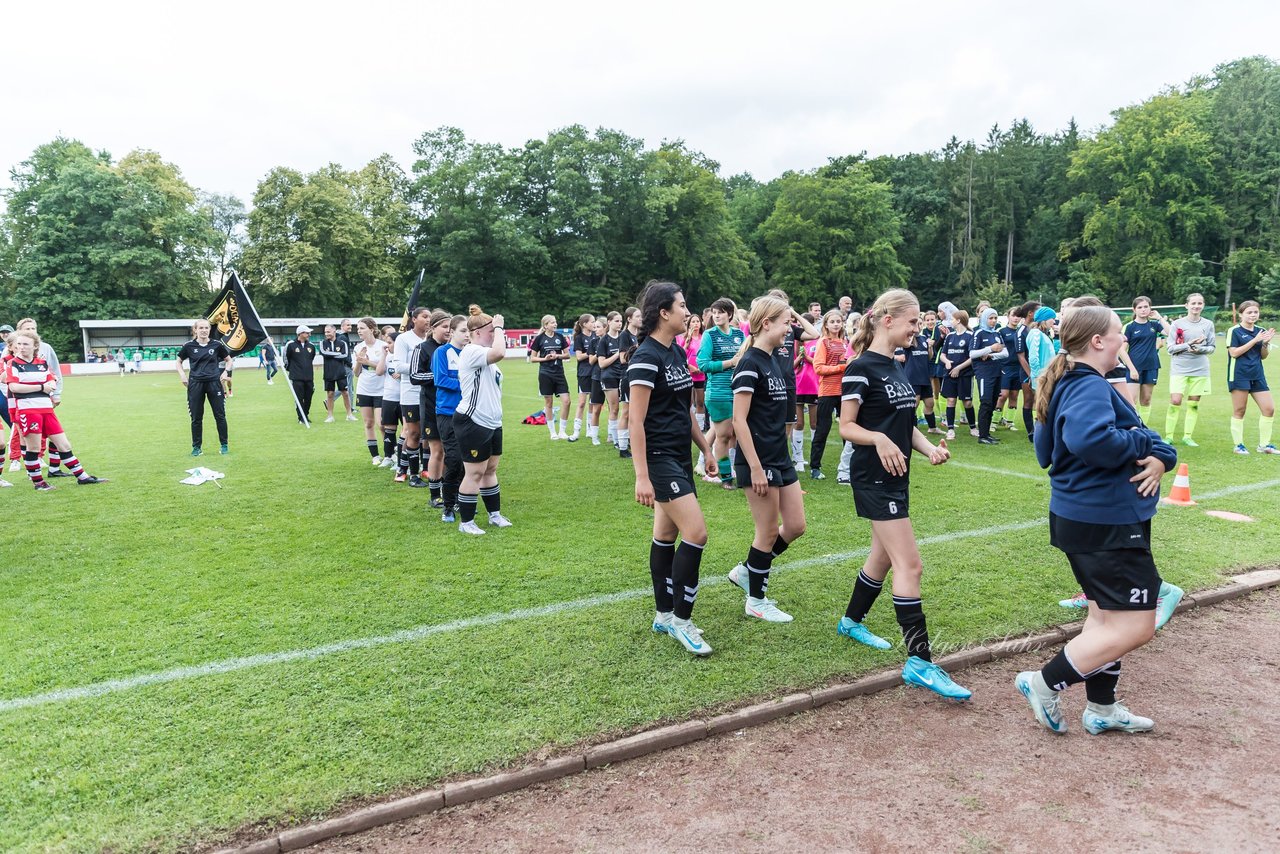 Bild 81 - Loewinnen Cup